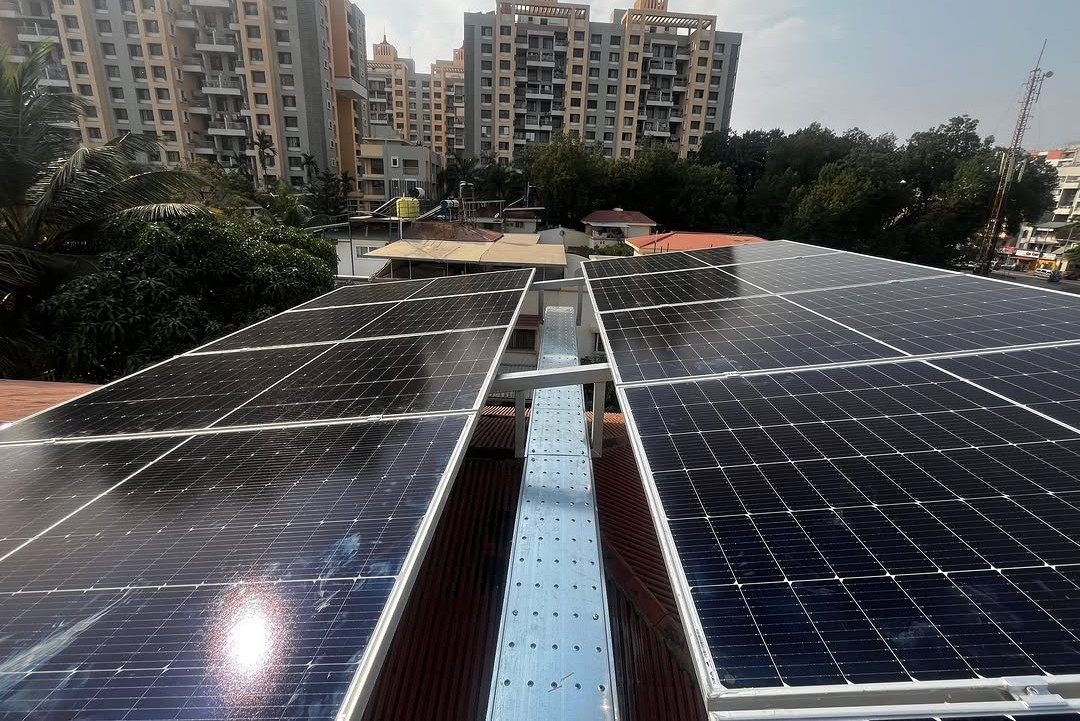 Modern Villa Solar Setup